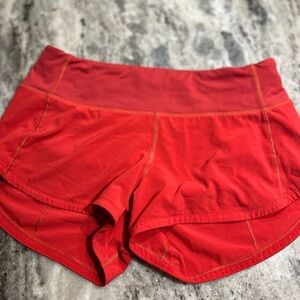 Lululemon Speed Up Low-Rise Lined Short 2.5" Size 2
